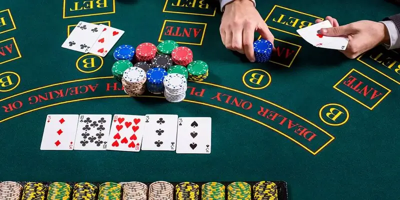 Bí quyết chơi Poker thắng lớn cùng King88